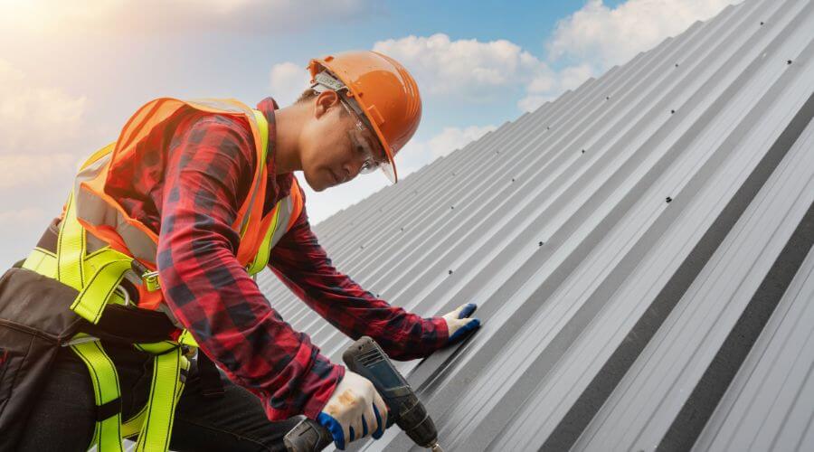 Professional New roof installation in Thornton, WA